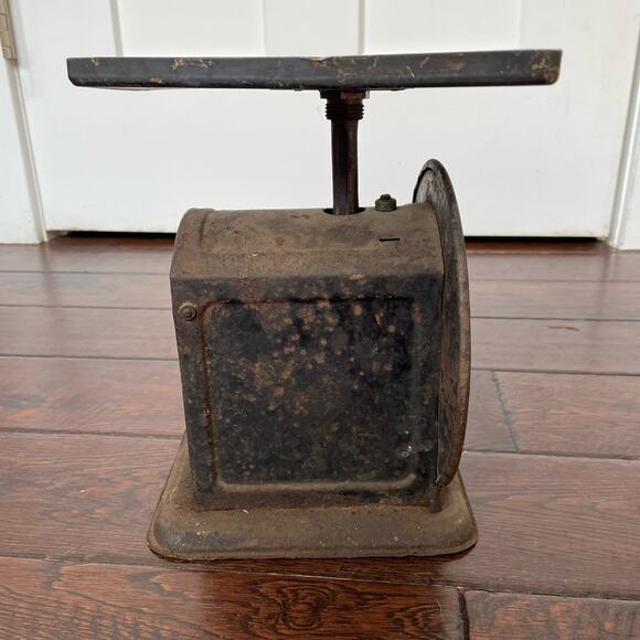 Antique John Chatillon Scale Primitive USA 7925 Rustic Metal Counter READ DAMAGE - Picture 10 of 13